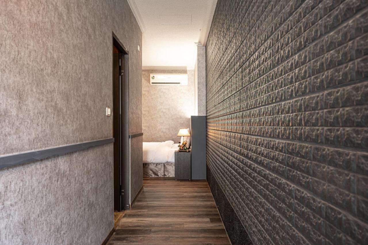 東旅驛棧 Motel เจียวซี ภายนอก รูปภาพ